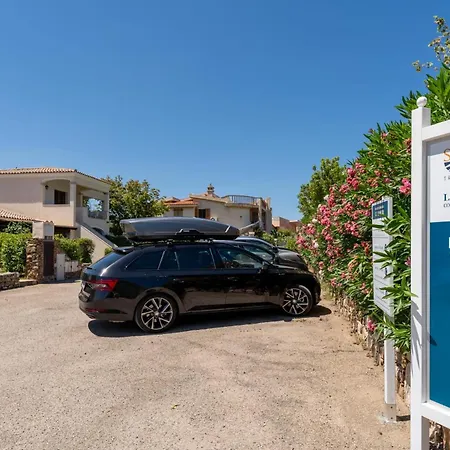 Charming Le Dimore Di 2 Bedroom T6 アパート