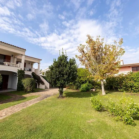 Appartement Charming Le Dimore Di 2 Bedroom T6 Budoni